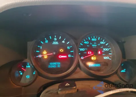 2011 Chevrolet Silverado C1500 z USA, uszkodzony, nr VIN 1GCRCPEX3BZ101738